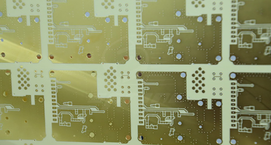 射频PCB的层压结构