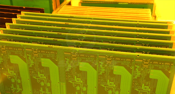 汽车行业PCB有10层的吗？