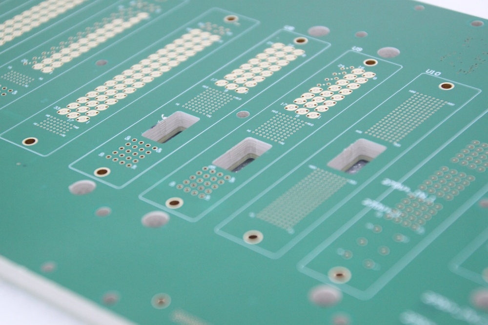 降本增效：从选择一家专业的PCB工厂开始