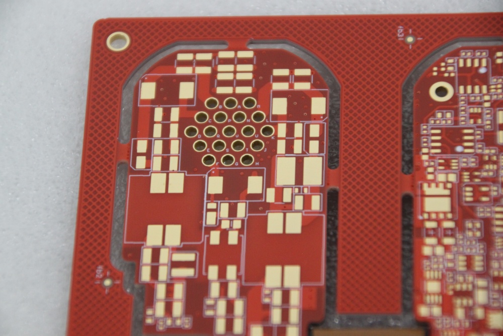 高密度互连PCB：助力您的便携式医疗设备更小、更智能